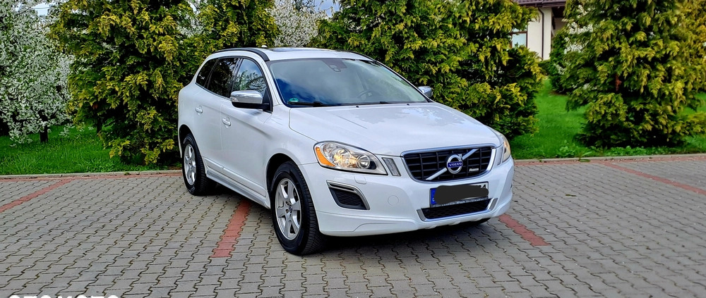 Volvo XC 60 cena 52900 przebieg: 207000, rok produkcji 2010 z Krosno małe 254